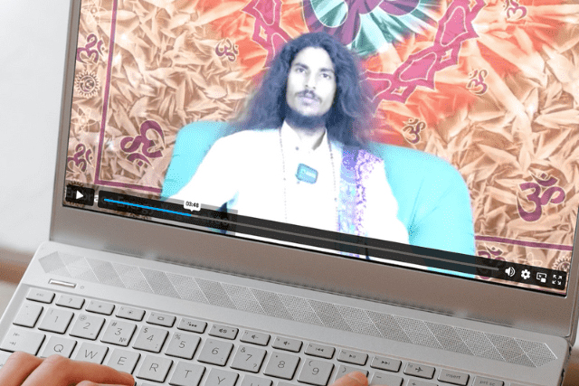 インド最優秀ヨガ教師が教授